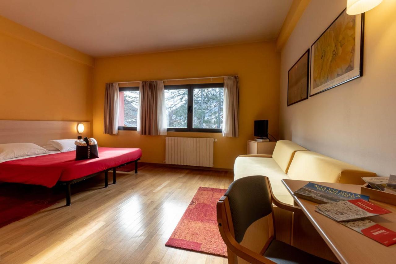Hotel Cepina Albergo Incantato Valdisotto Buitenkant foto